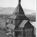 Фото 1960-х - 1970-х років. Церкву явно готували під знесення. Але Бог милував.