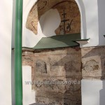 Декоративна ніша з первісним розписом: процвітлий візантійський хрест