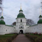 Надбрамна башта-дзвіниця Спасо-Преображенського монастиря, м. Новгород-Сіверський